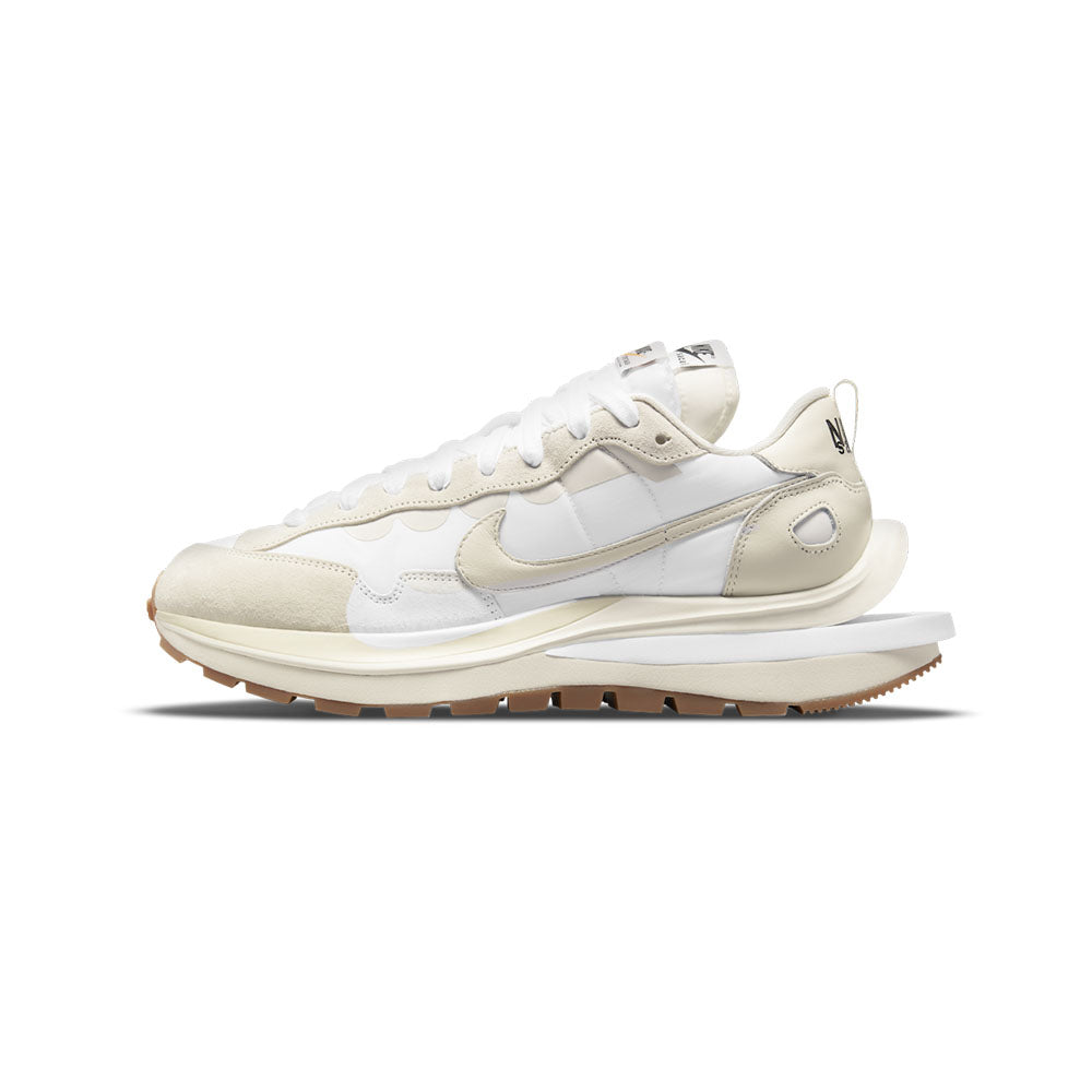 Nike x sacai Vaporwaffle Sail Gum DD1875-100