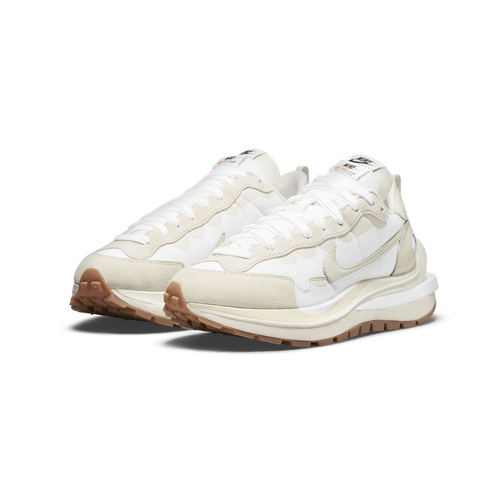 Nike x sacai Vaporwaffle Sail Gum DD1875-100