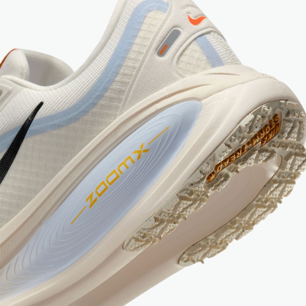 Nike Air Zoom Vomero 18 GORE-TEX 'Pale Ivory/Football Grey' HQ7002-100