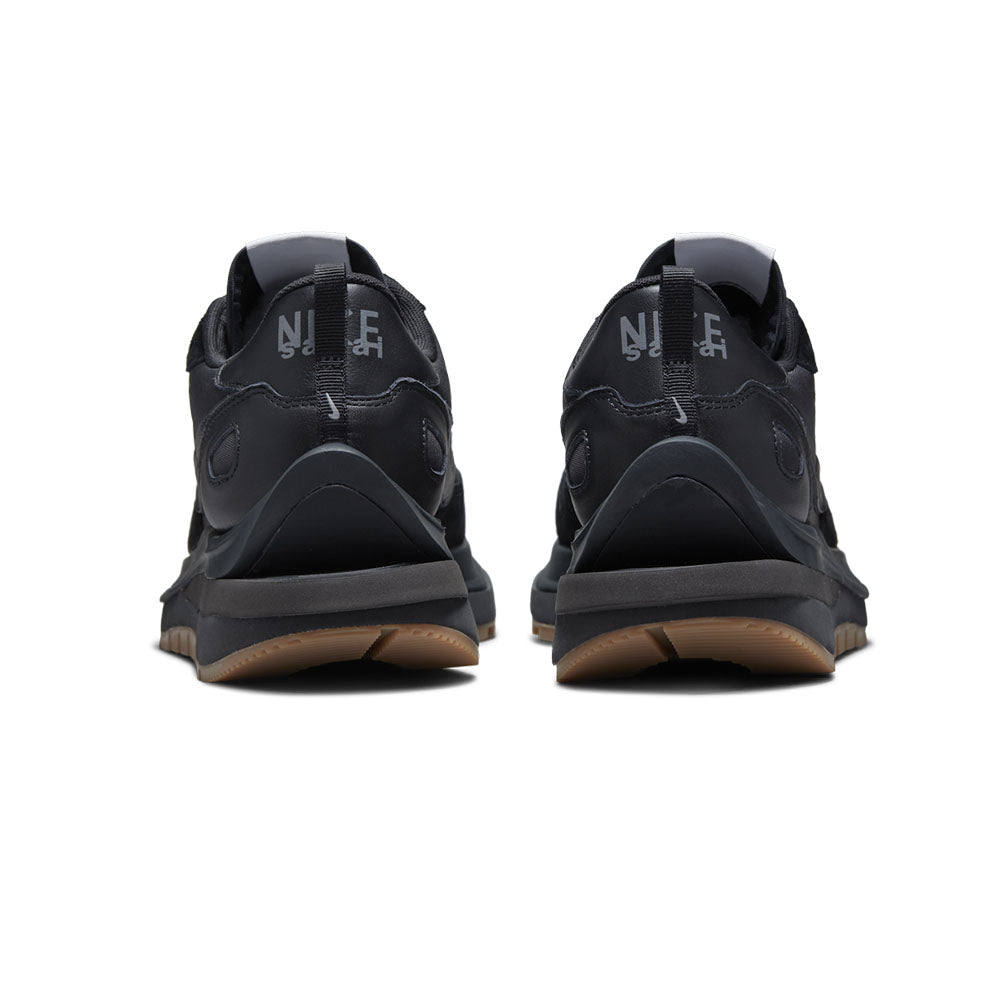 Nike x sacai VaporWaffle Black Gum DD1875-001