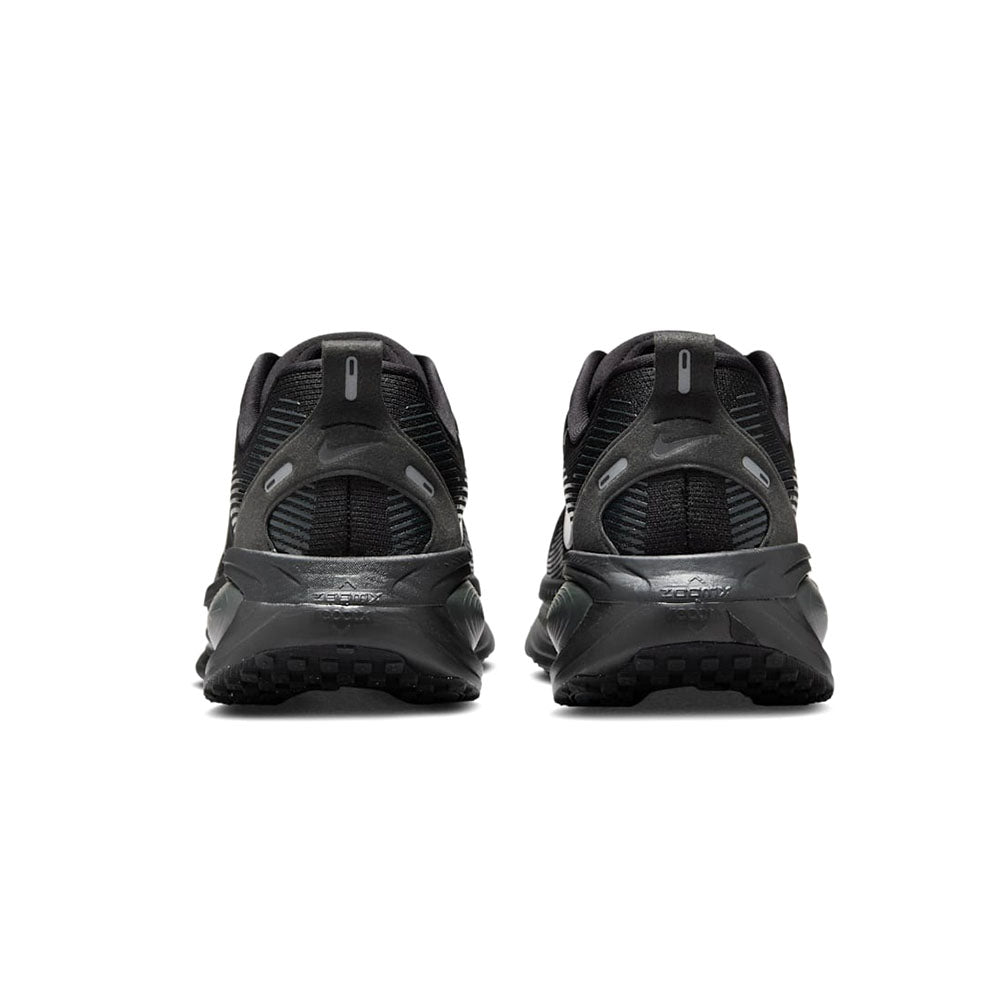 Nike Vomero 18 'Black/Dark Smoke Grey' HM6803-005