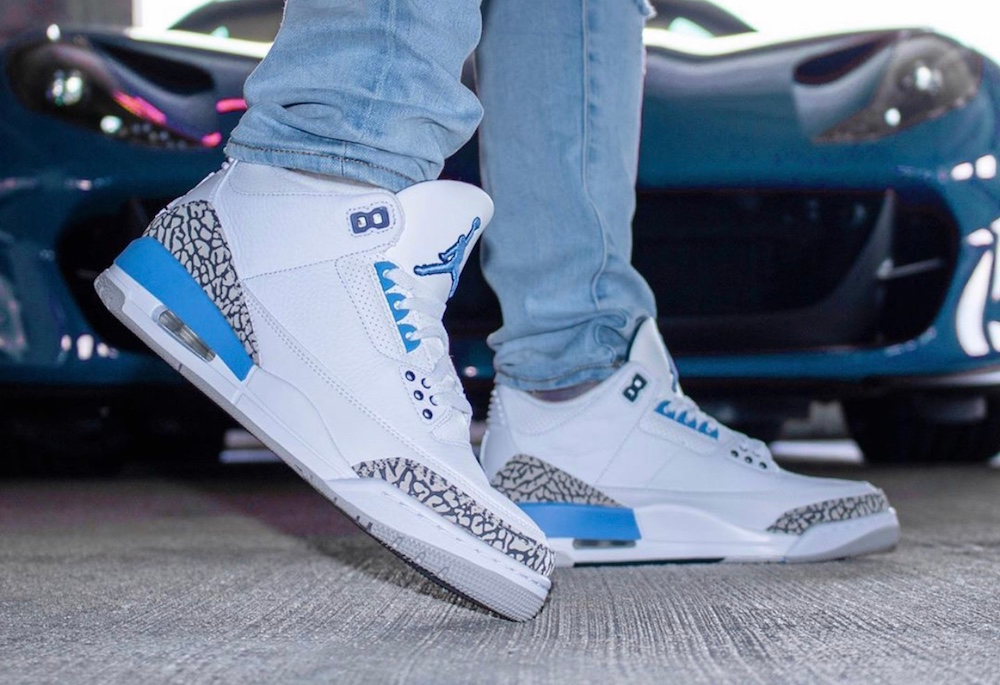 Air Jordan 3 Retro 'UNC' CT8532-104