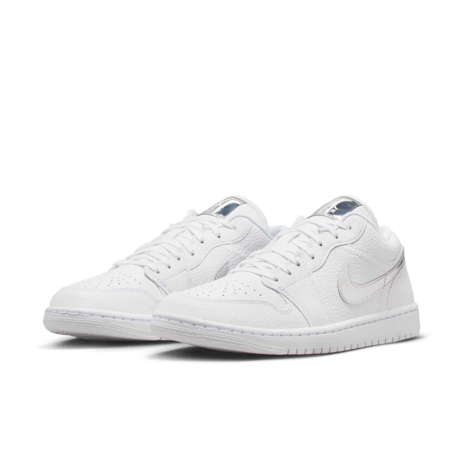 Air Jordan 1 Low SE 'White Metallic Silver' IQ9381-100