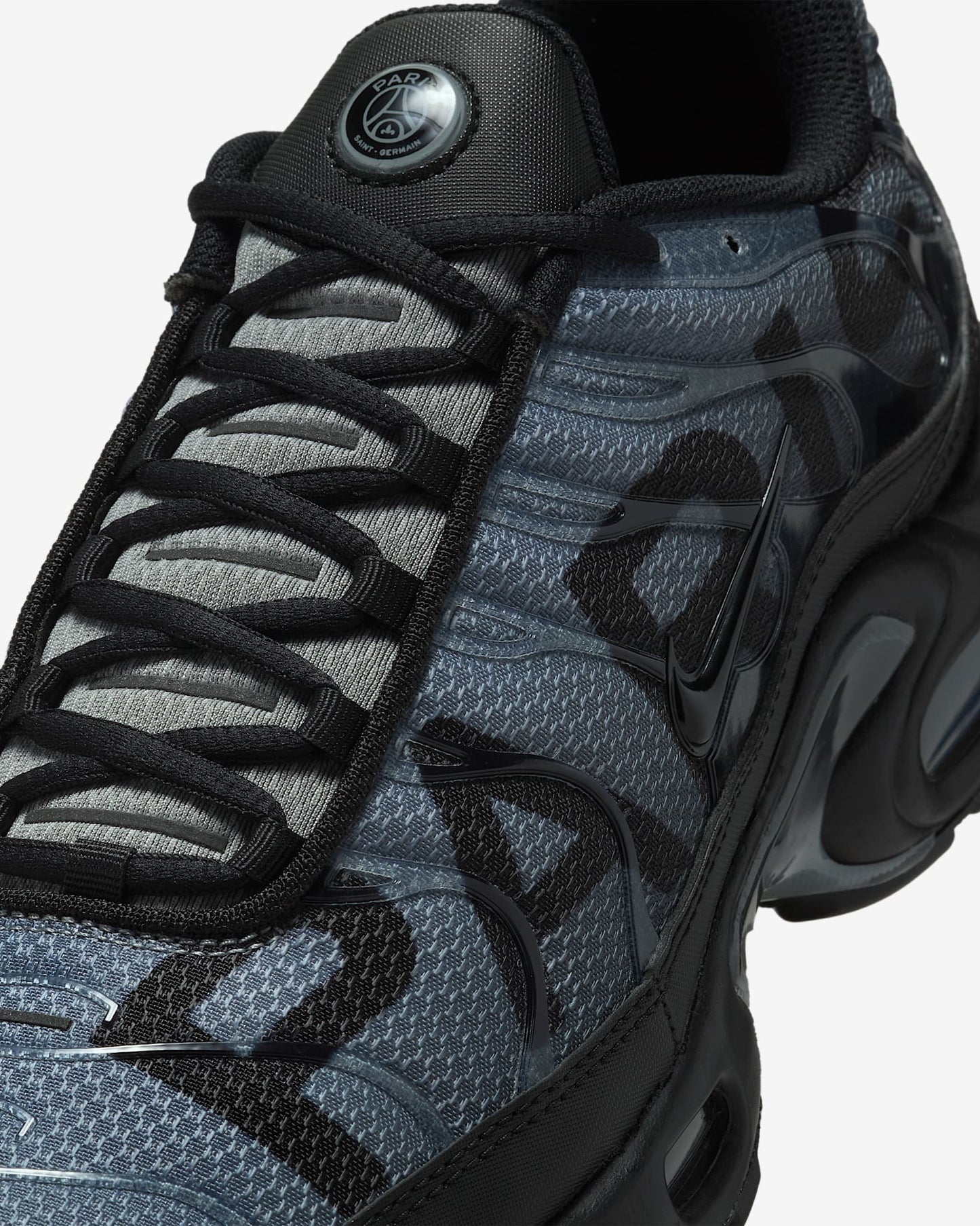 Paris Saint-Germain x Nike Air Max Plus 'Black Particle Grey' IB2253-001