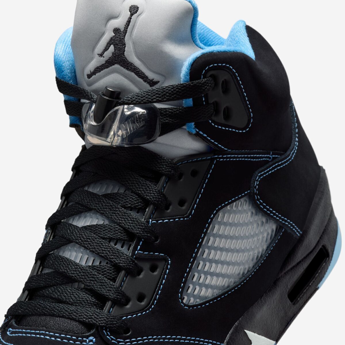 Air Jordan 5 Retro Black University Blue DD0587-008 (2026)