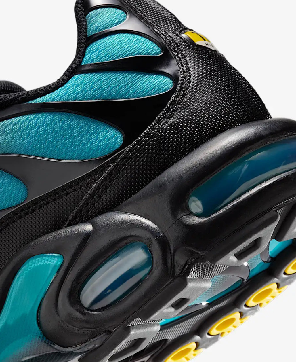 Nike Air Max Plus 'Black Aurora Green' DM0032-016