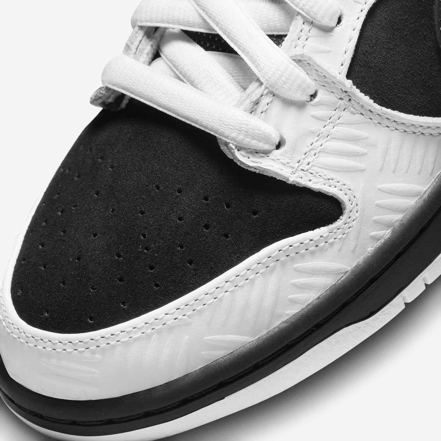 Nike SB Dunk Low x TIGHTBOOTH 'White Black' FD2629-100 Men