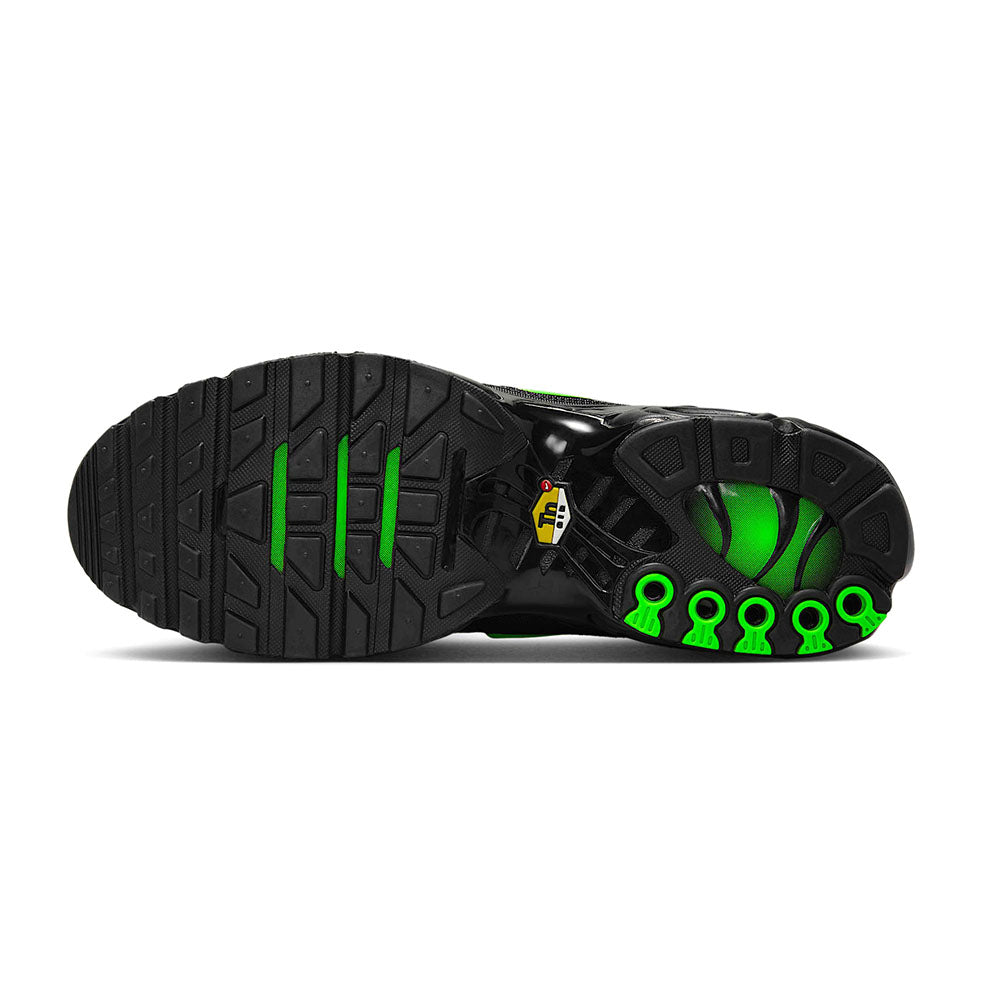 Nike Air Max Plus 'Black/Black/Green Strike'