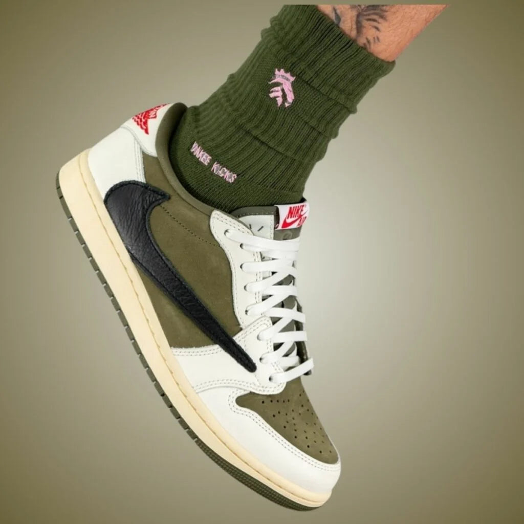 Travis Scott x Air Jordan 1 Retro Low OG SP 'Olive' DM7866-200 Men Women