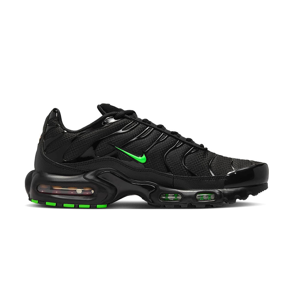 Nike Air Max Plus 'Black/Black/Green Strike'