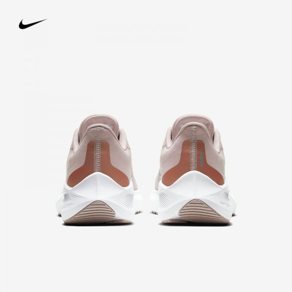 Nike Zoom Winflo 7 Women's Shoe CJ0302-601